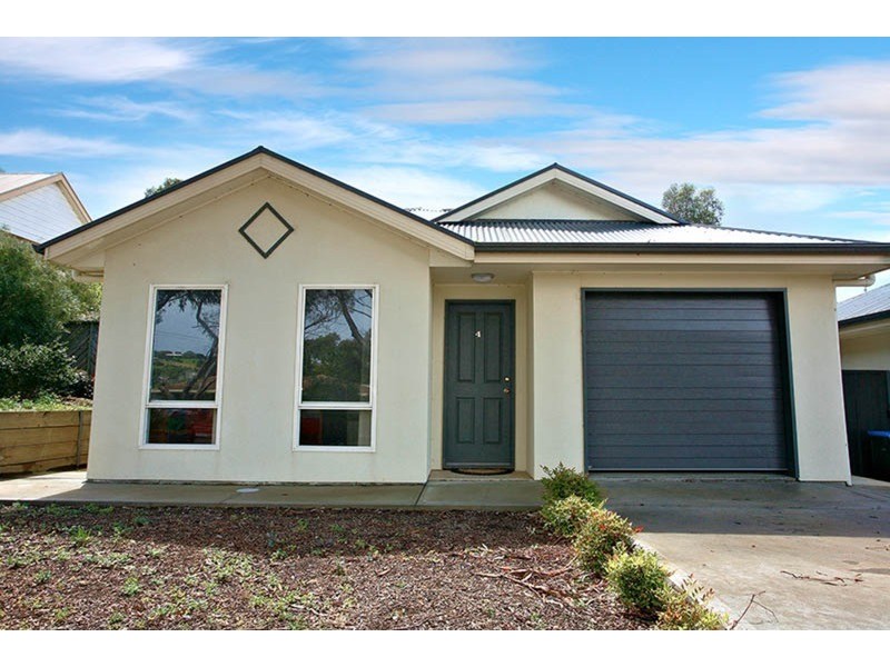 4 Dyson  Court, Encounter Bay SA 5211