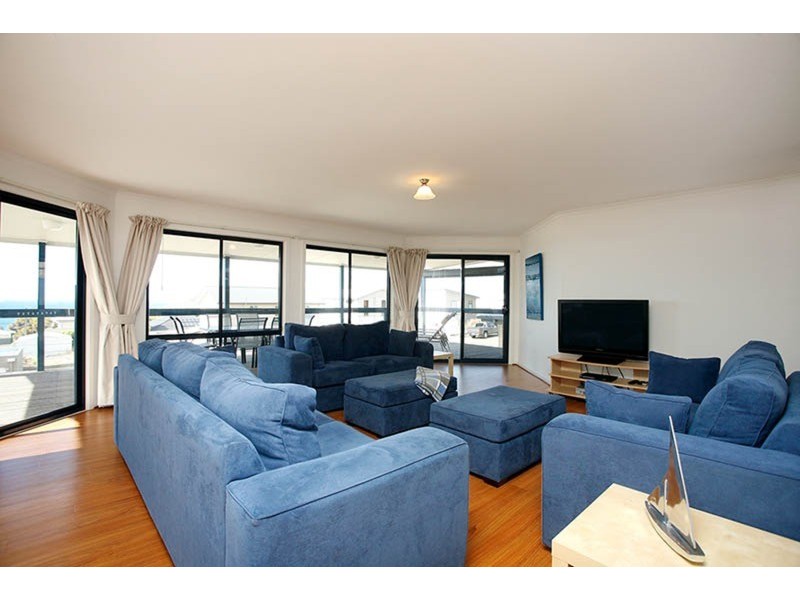28 Wright Terrace, Encounter Bay SA 5211