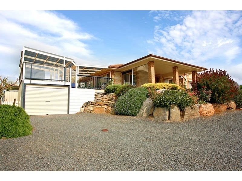 44 Stonehut Circuit, Encounter Bay SA 5211