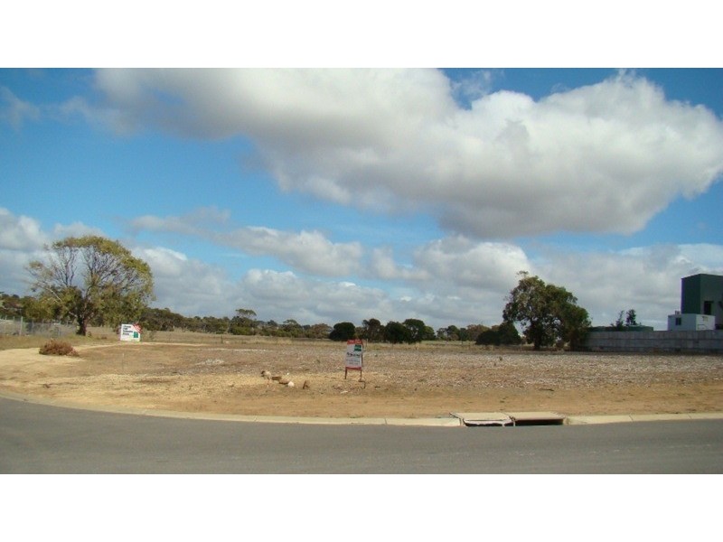 11 Lincoln Park Drive, Port Elliot SA 5212