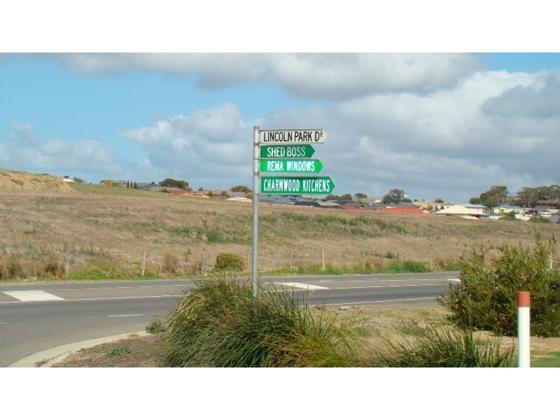 11 Lincoln Park Drive, Port Elliot SA 5212