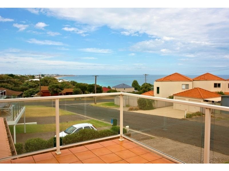 5 View Road, Victor Harbor SA 5211