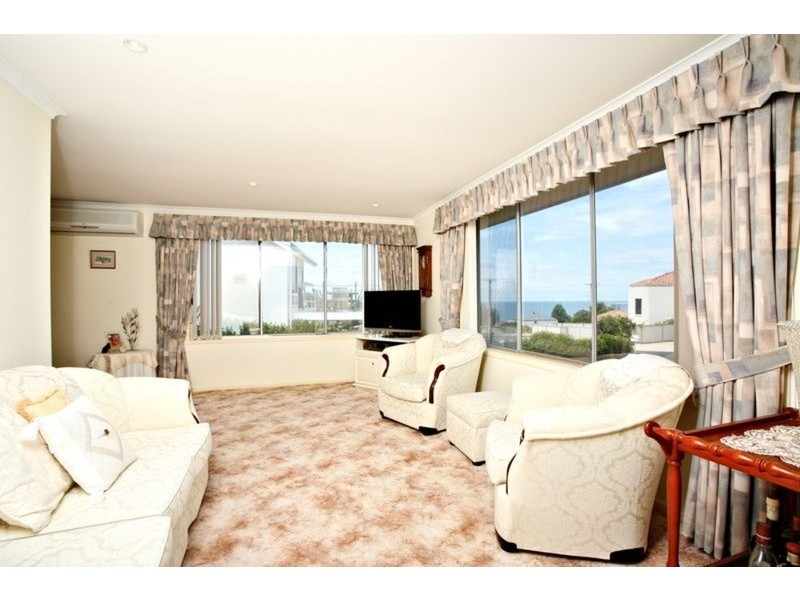 5 View Road, Victor Harbor SA 5211