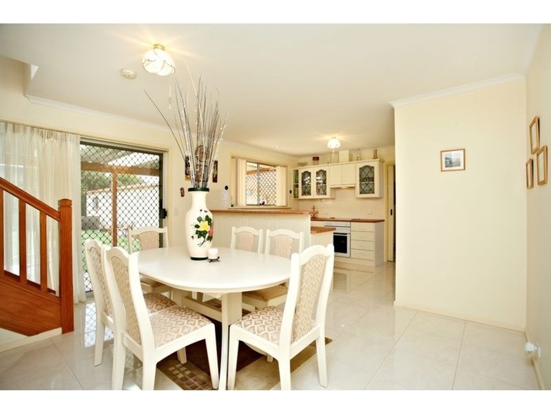 5 View Road, Victor Harbor SA 5211
