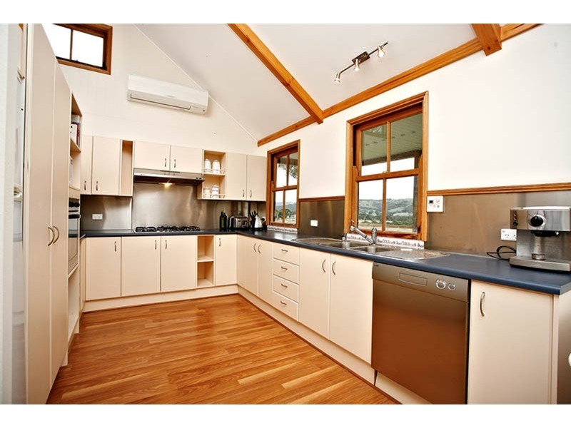 42 Parsons  Road, Inman Valley SA 5211