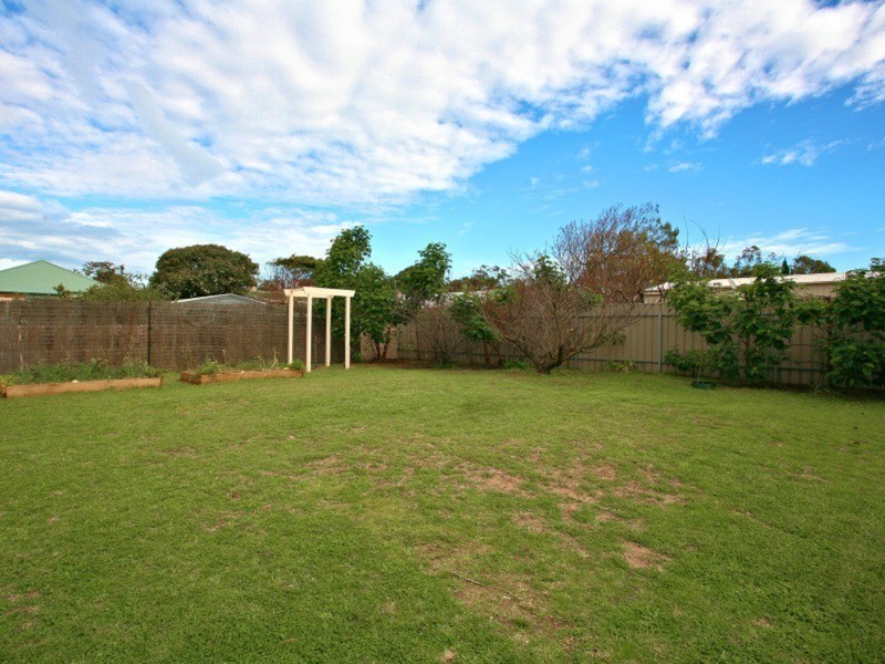 5 Bond Avenue, Victor Harbor SA 5211