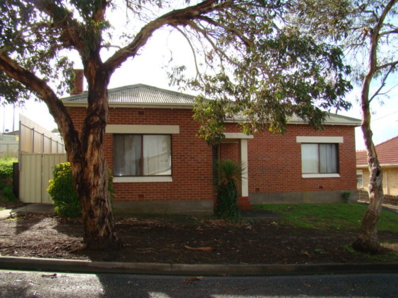 46 Seaview  Road, Victor Harbor SA 5211