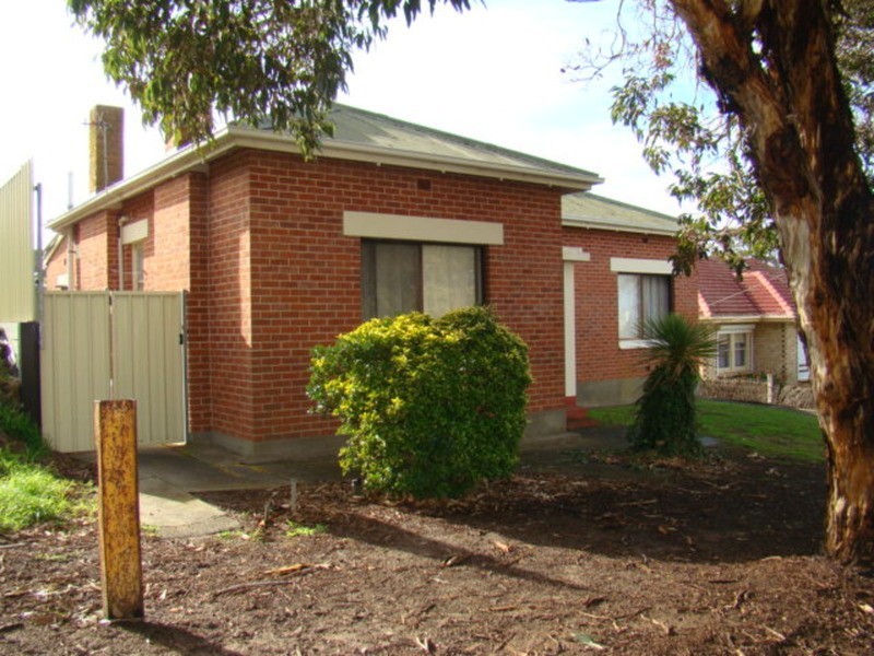 46 Seaview  Road, Victor Harbor SA 5211