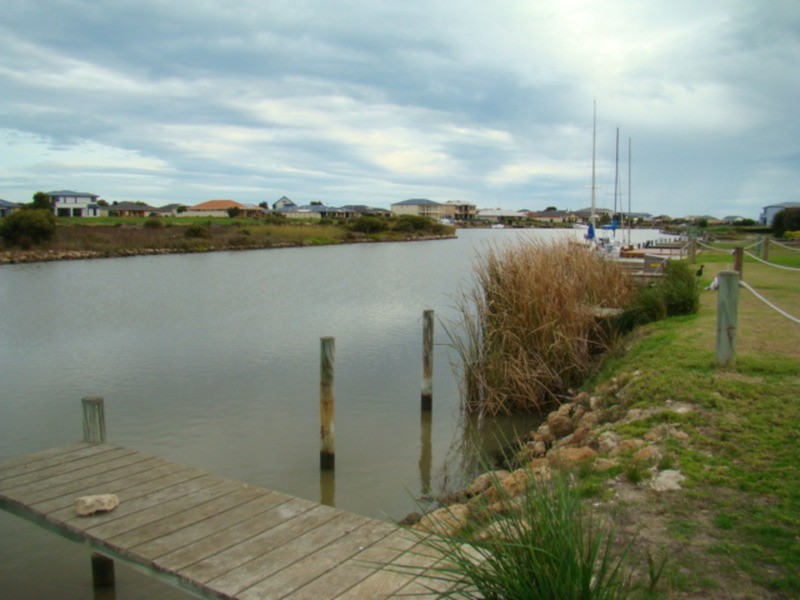 35 Wentworth Parade, Hindmarsh Island SA 5214