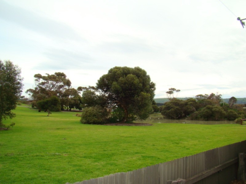 18 Henry  Street, Port Elliot SA 5212