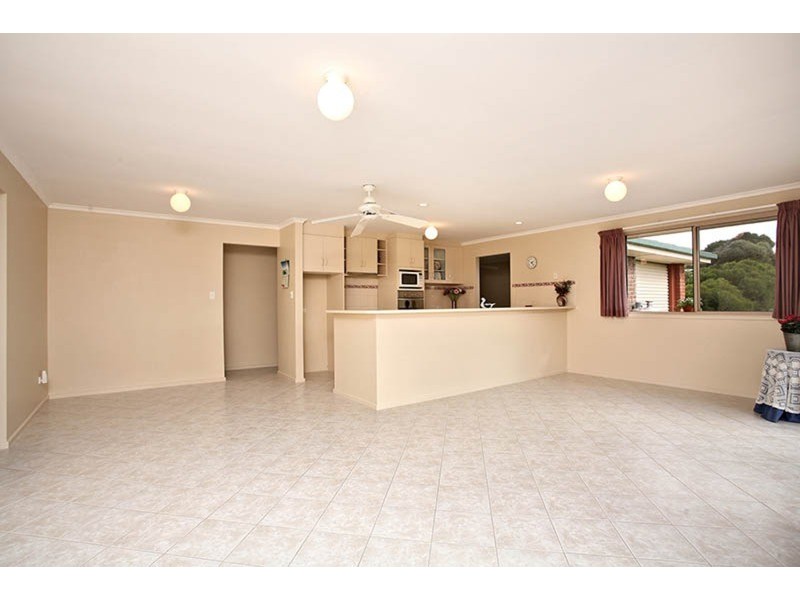 18 Henry  Street, Port Elliot SA 5212