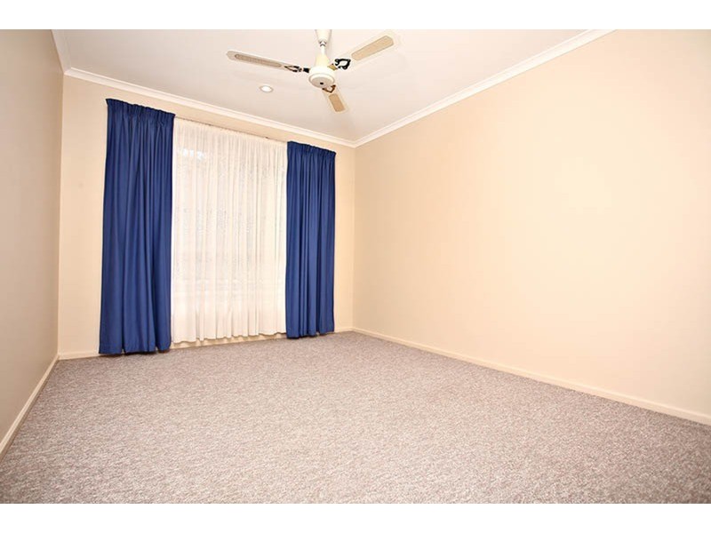 18 Henry  Street, Port Elliot SA 5212