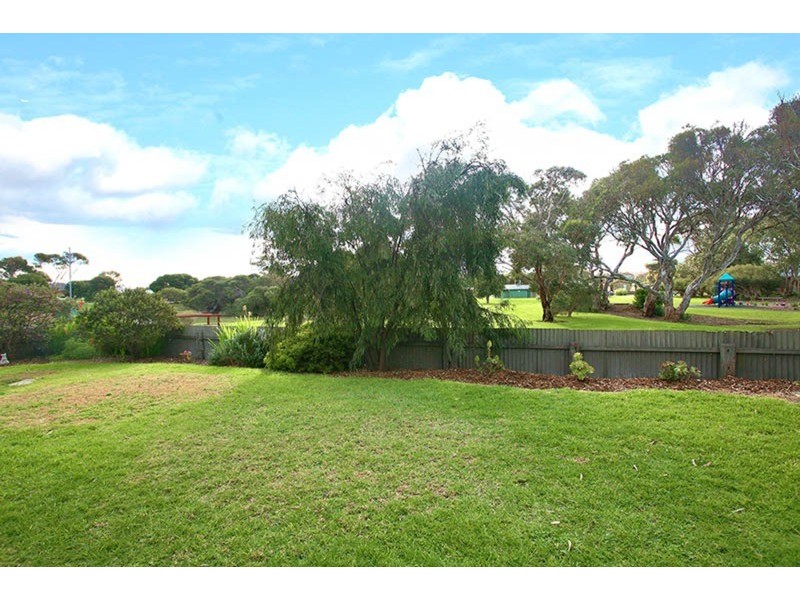 18 Henry  Street, Port Elliot SA 5212