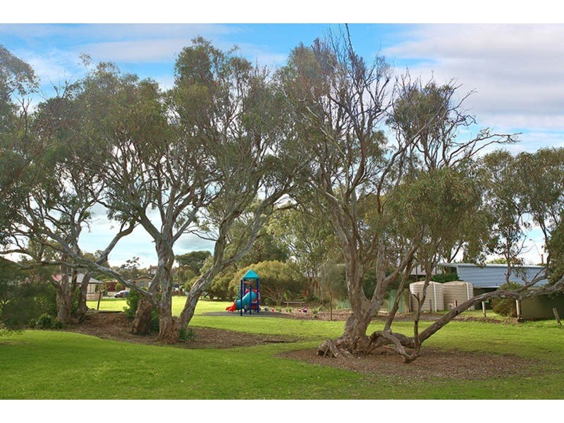 18 Henry  Street, Port Elliot SA 5212