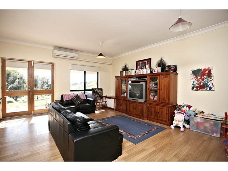 112 Glassenbury Drive, Encounter Bay SA 5211