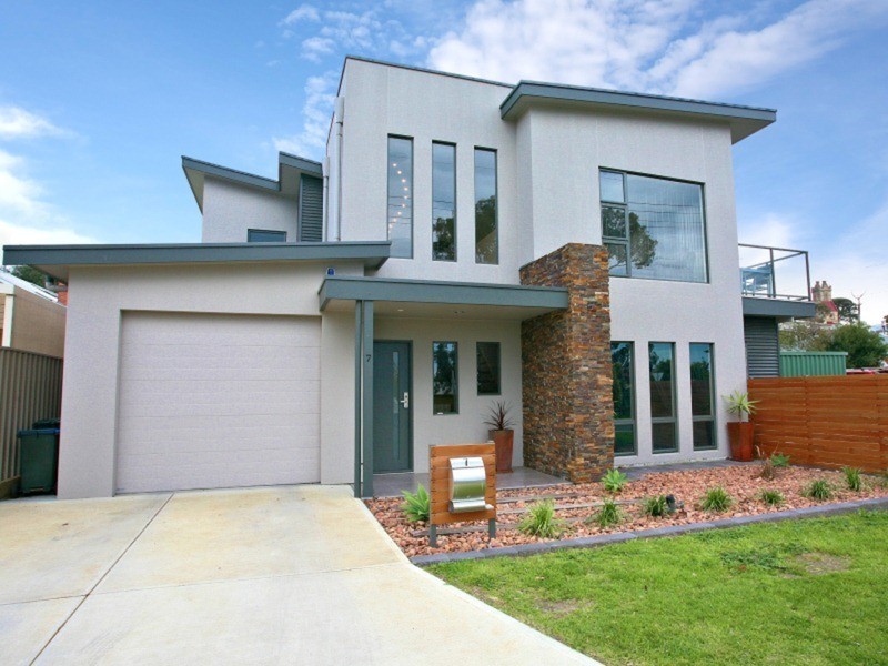 7 Carlyle  Street, Victor Harbor SA 5211