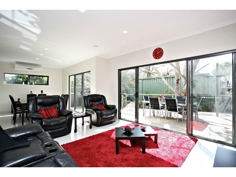 7 Carlyle  Street, Victor Harbor SA 5211