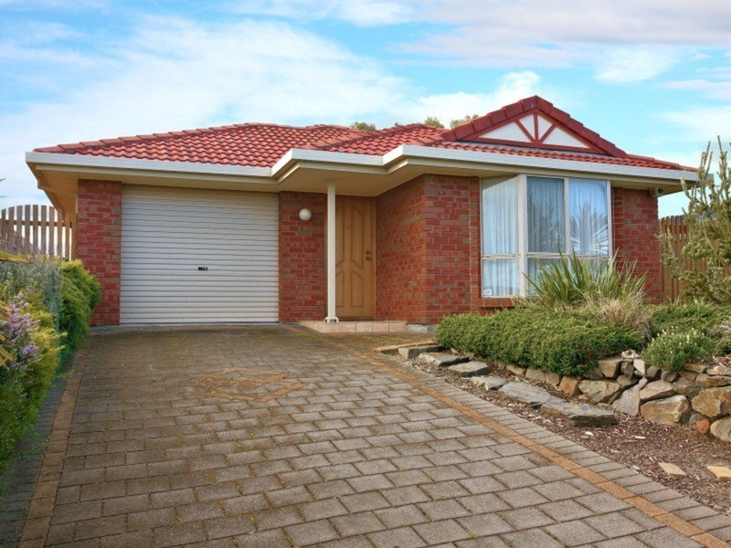 16 Riverway Court, Mccracken SA 5211