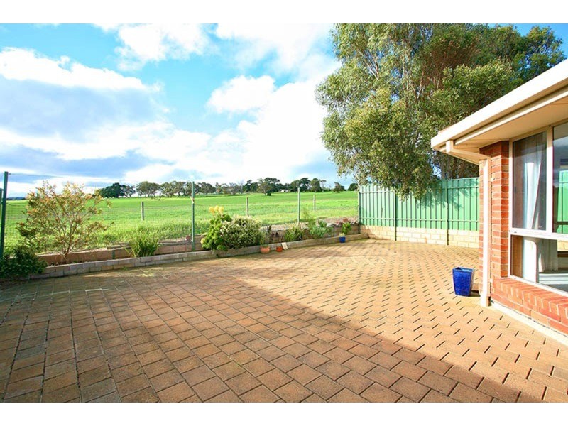 16 Riverway Court, Mccracken SA 5211