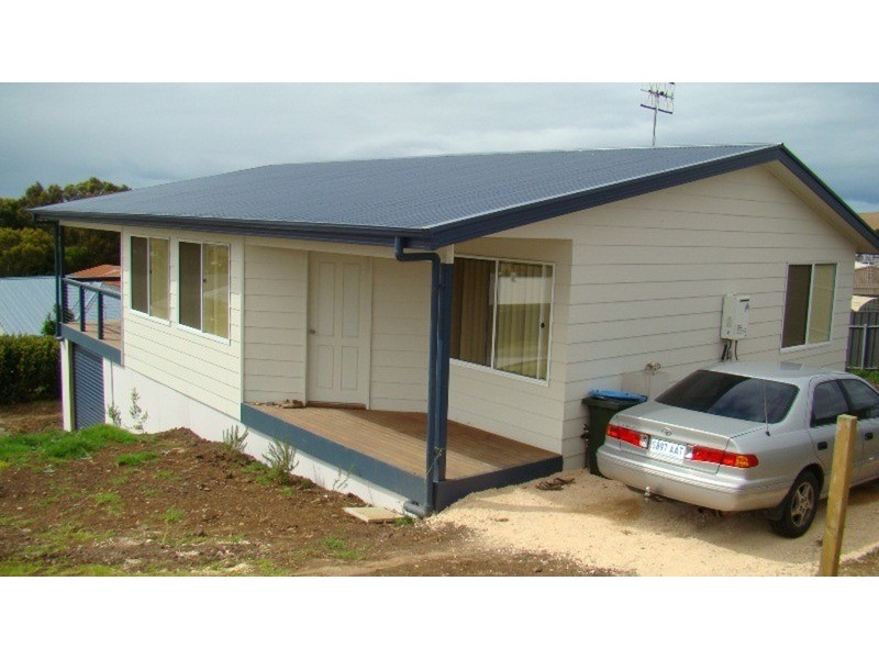 24 Humpback Road, Encounter Bay SA 5211