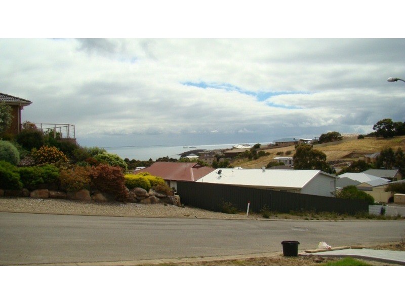 24 Humpback Road, Encounter Bay SA 5211