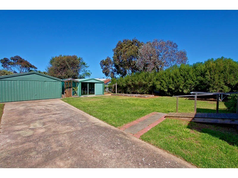 6 Lamont Road, Mccracken SA 5211
