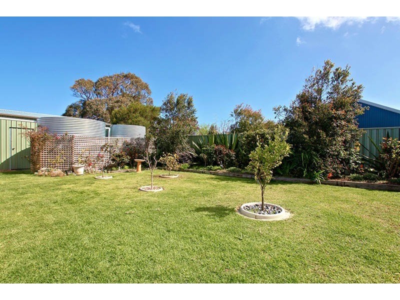 5 Lamont Road, Mccracken SA 5211