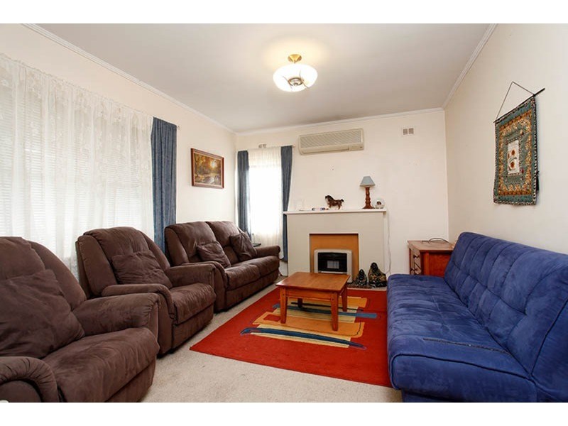 22 Churchill Road, Victor Harbor SA 5211