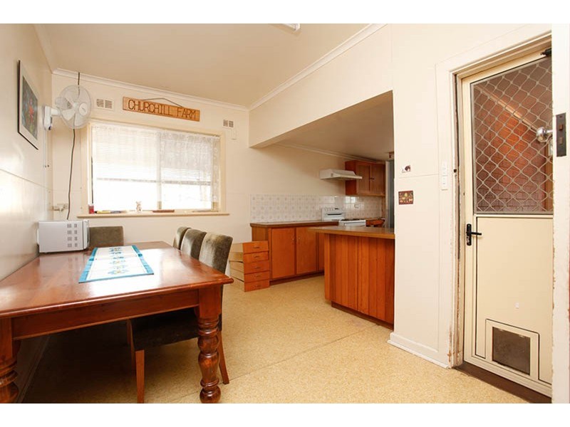 22 Churchill Road, Victor Harbor SA 5211