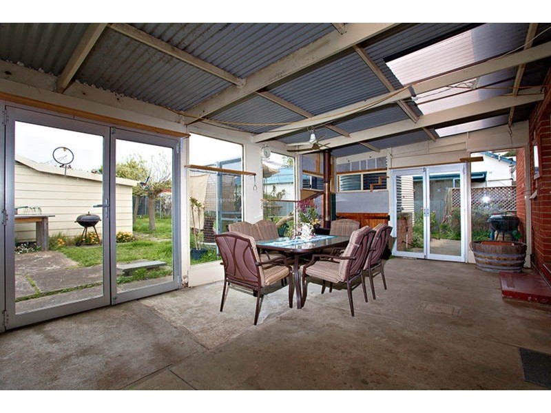 22 Churchill Road, Victor Harbor SA 5211