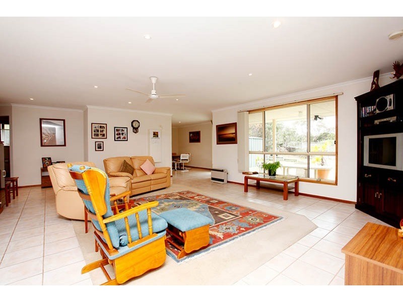 11 Agnes Gillespie Drive, Hayborough SA 5211