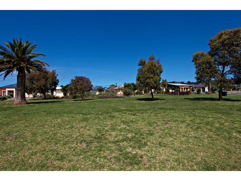 14 Allen  Street, Encounter Bay SA 5211