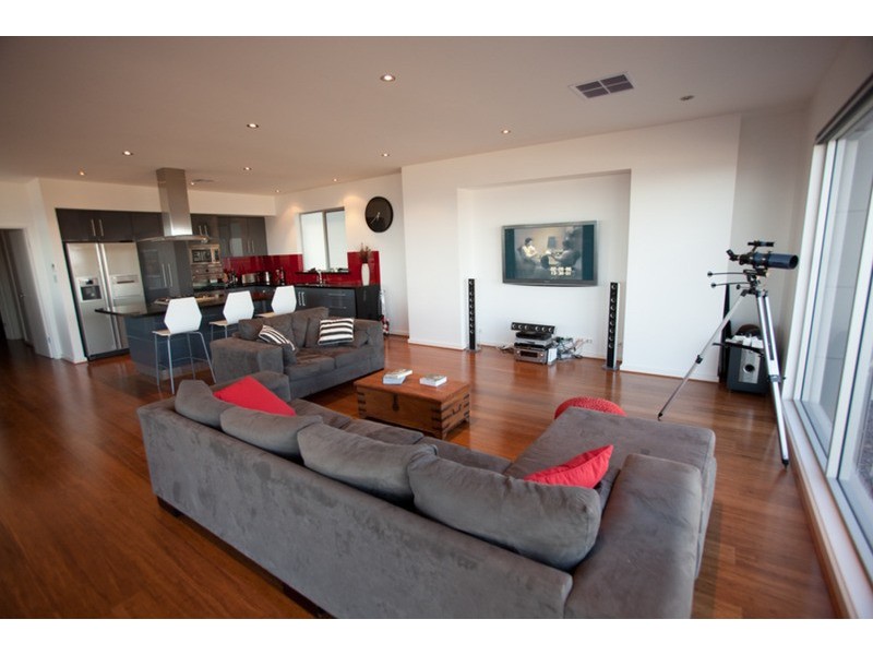 11 Wright Terrace, Encounter Bay SA 5211