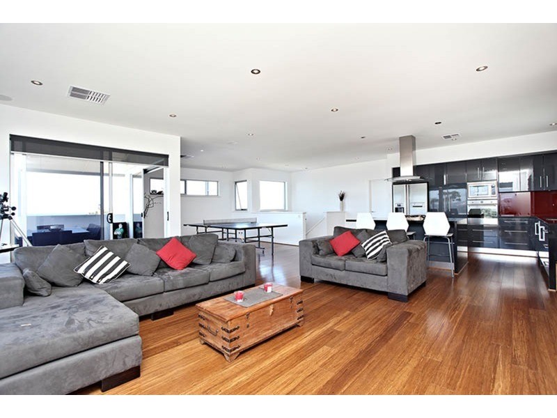 11 Wright Terrace, Encounter Bay SA 5211