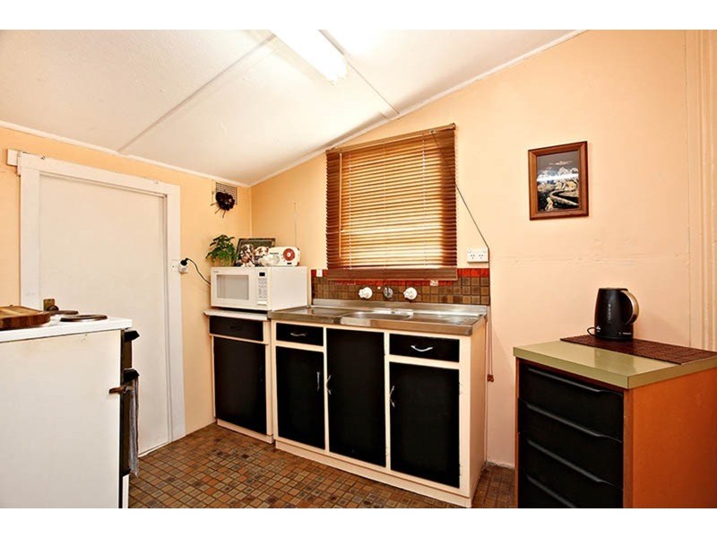 9 Blackfriars Road, Port Elliot SA 5212