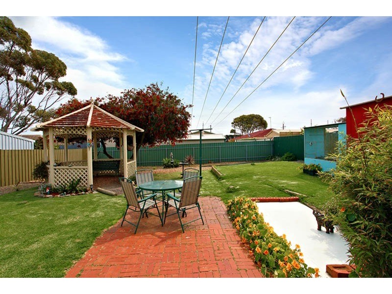 9 Blackfriars Road, Port Elliot SA 5212