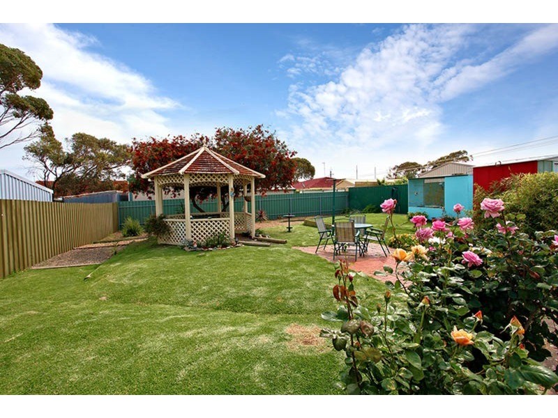 9 Blackfriars Road, Port Elliot SA 5212