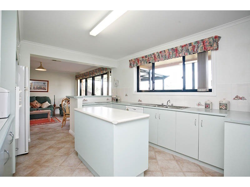 20 Coromandel Drive, Mccracken SA 5211