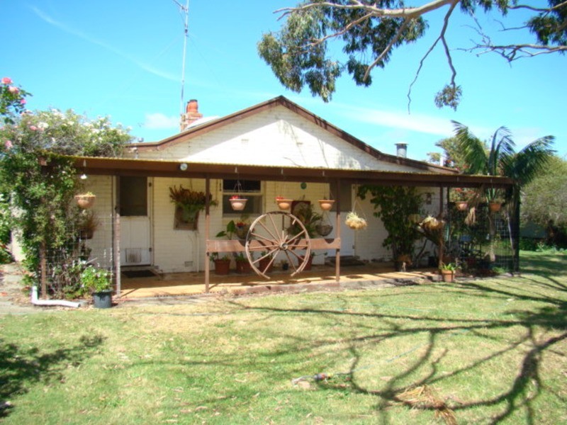 11 Graham Street, Victor Harbor SA 5211