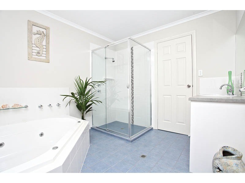 21 Stonehut Circuit, Encounter Bay SA 5211