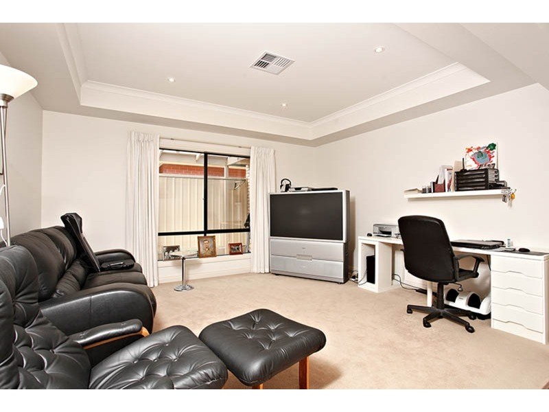 80 Cudmore  Road, Mccracken SA 5211