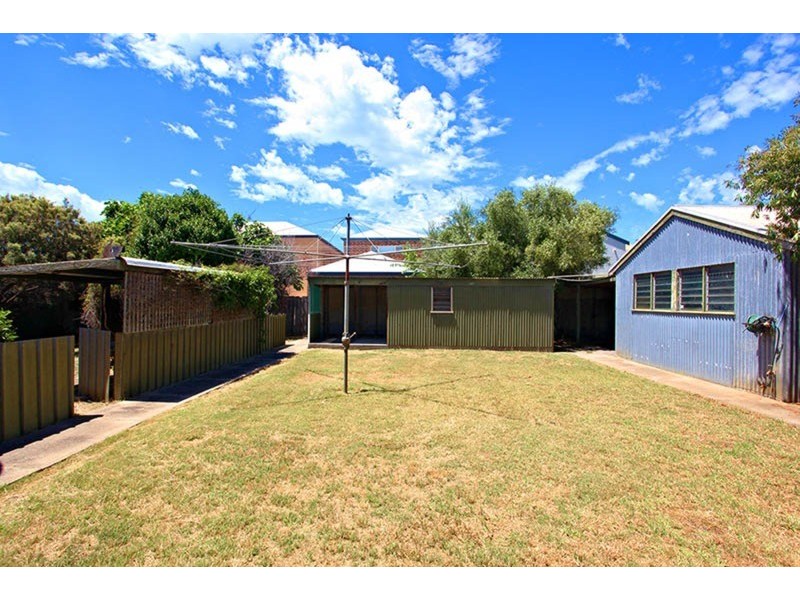 26 Newland Street, Victor Harbor SA 5211