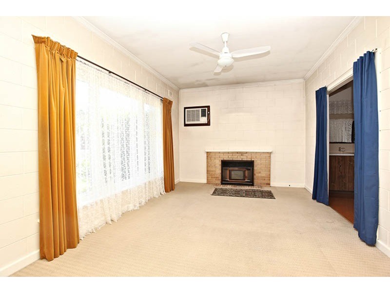 13 Forrest Street, Victor Harbor SA 5211