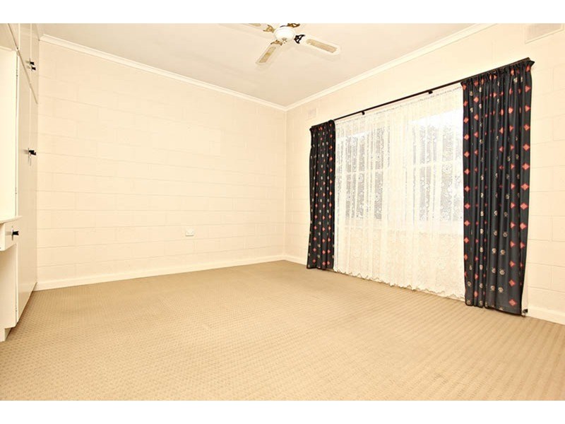 13 Forrest Street, Victor Harbor SA 5211