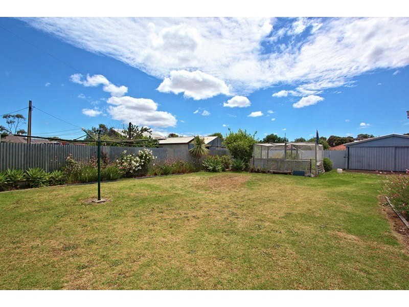 13 Forrest Street, Victor Harbor SA 5211