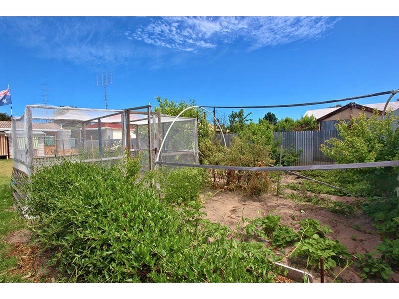 13 Forrest Street, Victor Harbor SA 5211