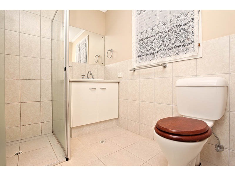 27 Rymill Avenue, Encounter Bay SA 5211