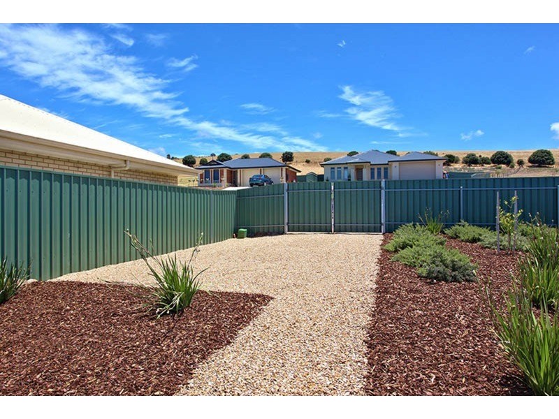 25 Wishart Crescent, Encounter Bay SA 5211