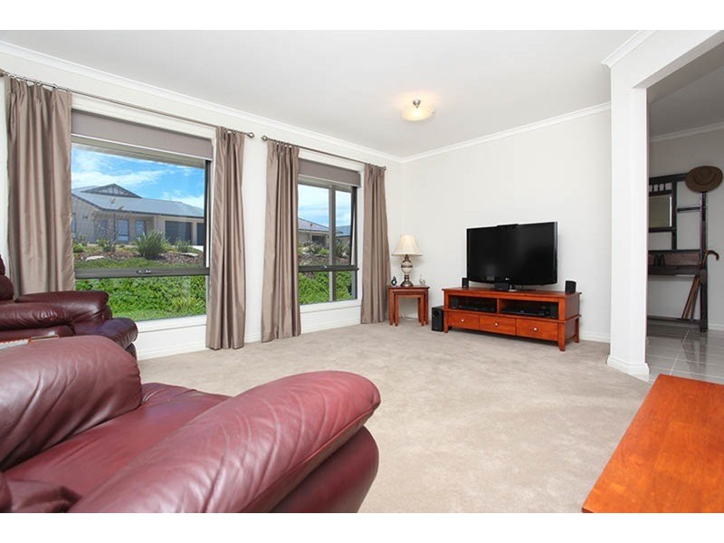 25 Wishart Crescent, Encounter Bay SA 5211