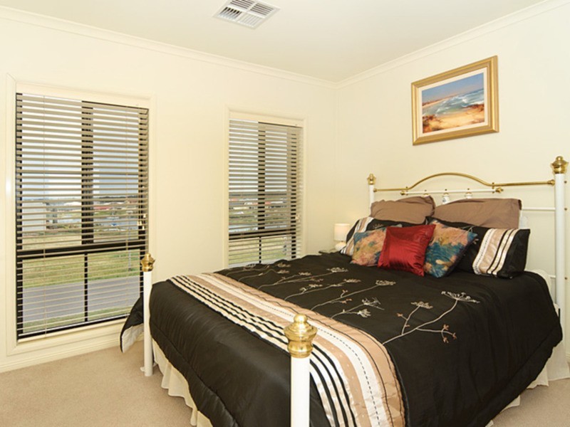 122 Excelsior Parade, Hindmarsh Island SA 5214